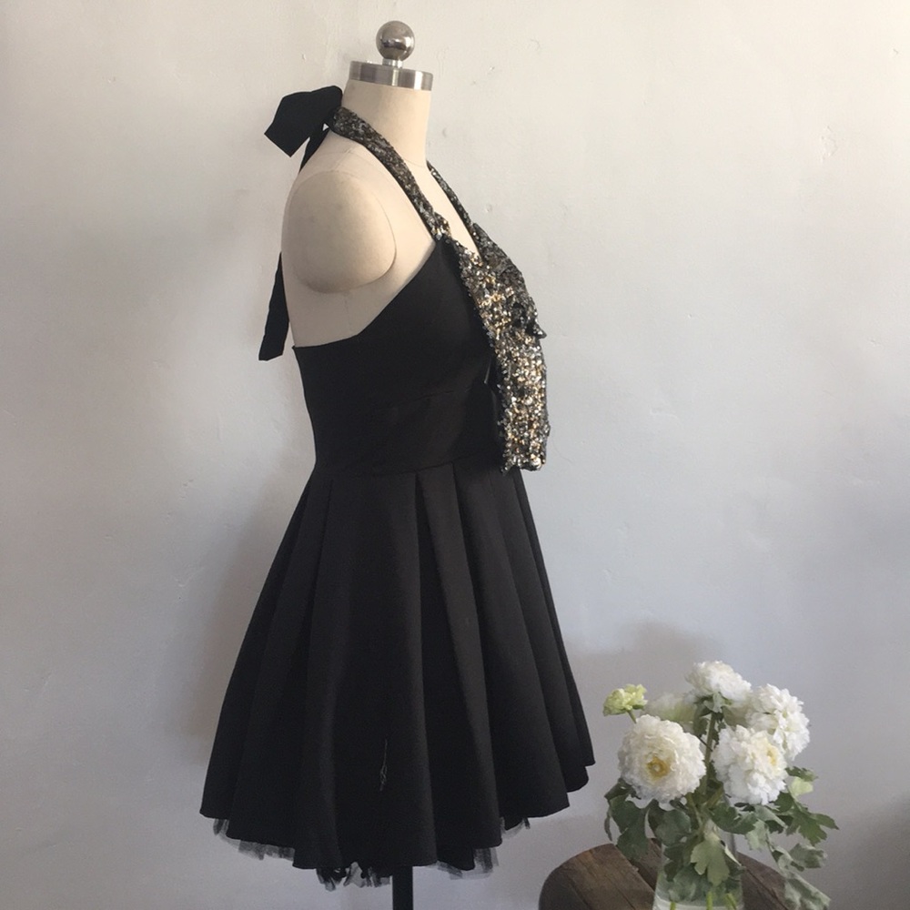 Jones + Jones Roxy Dress - Picture 5 of 7